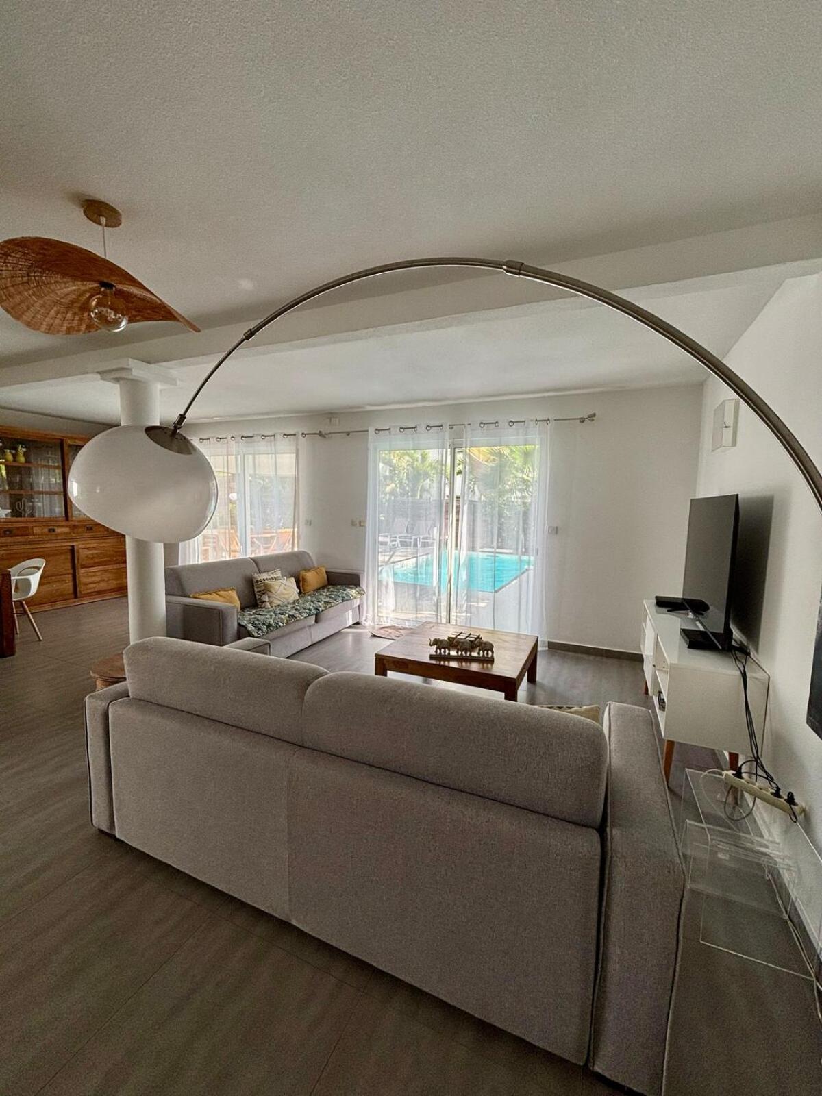 Villa Magellan, Walkable Orient Bay Beach, Private Pool Bagian luar foto